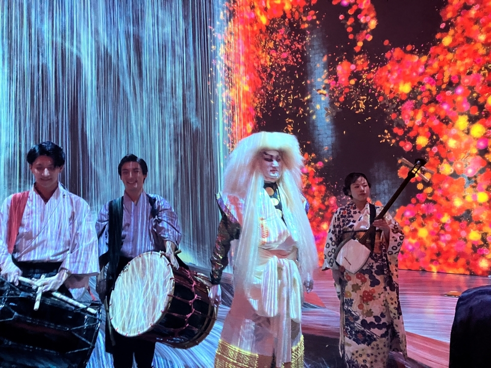 ジッダ公演一座